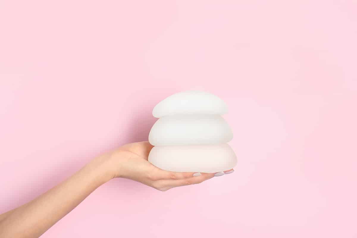 Selecting Breast Implants Size